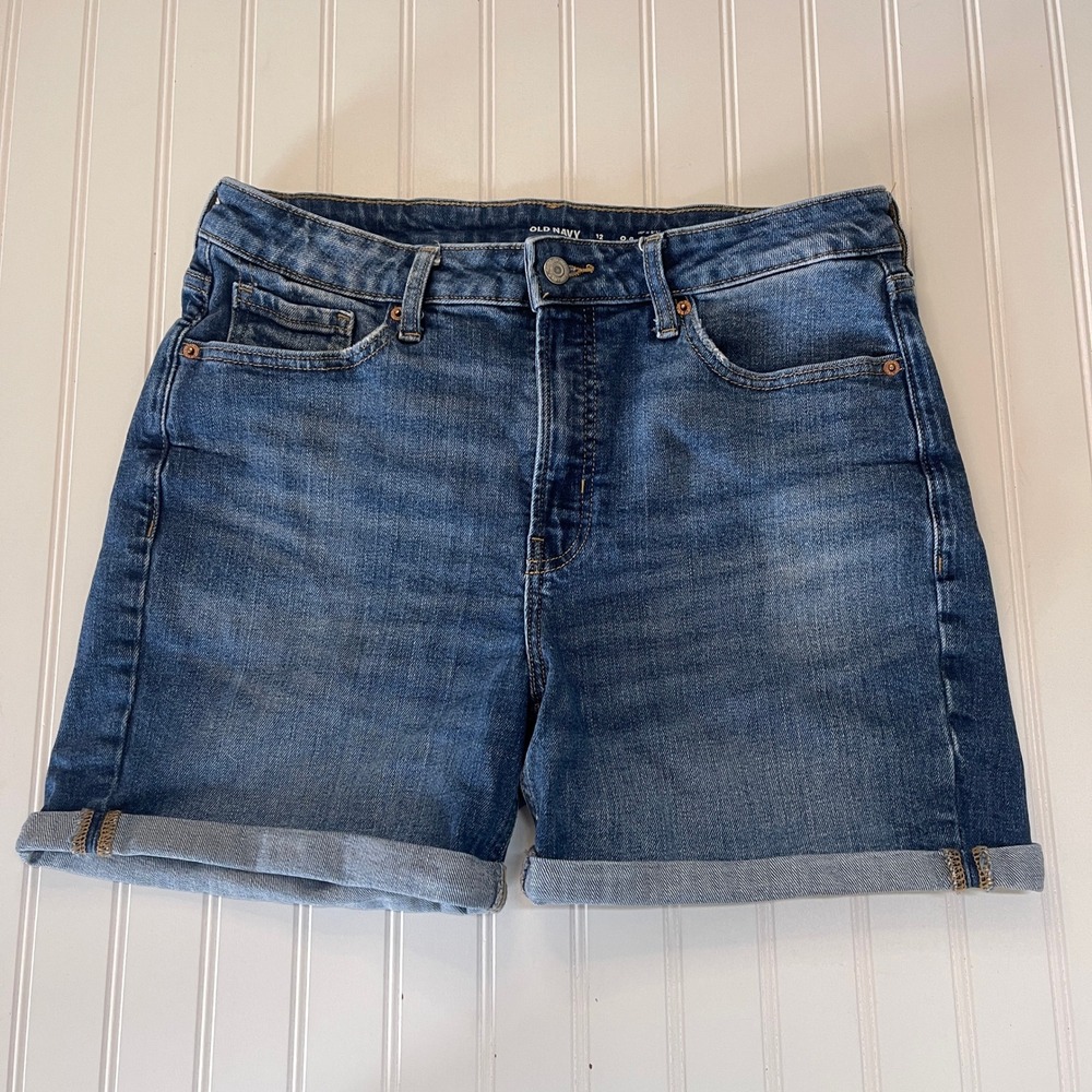 Old Navy OG Straight High Rise Denim Shorts Medium Wash Blue‎ Cuffed Womens 12
